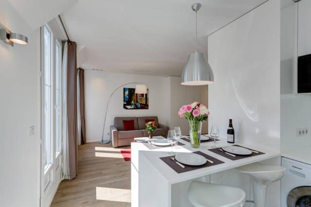 Champs Elysées Apartment Paris Extérieur photo